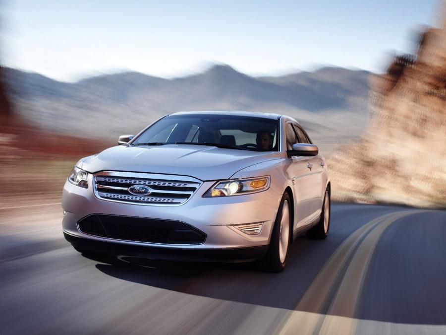  Ford Taurus SHO 2010 года  (фото 184 из 248)